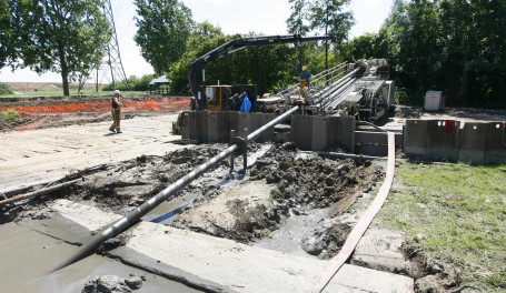 Nieuwe waterleidingen onder het Wantij2