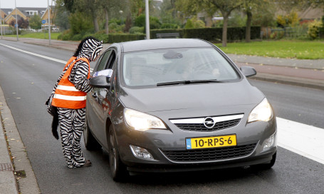 Leerlingen voeren actie voor verkeersveiligheid rond school4