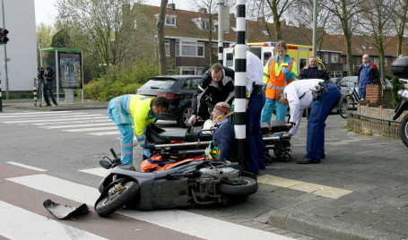 Scooterrijder gewond op Krispijnseweg3