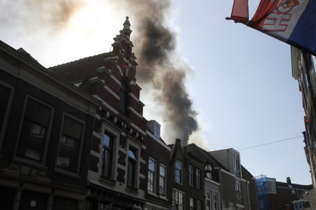 Grote brand Voorstraat (8)