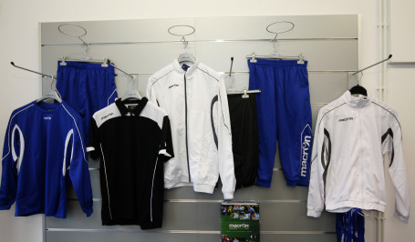 Nieuwe kledinglijn  FC Dordrecht 2014 2015 Dordrecht Tstolk (2)