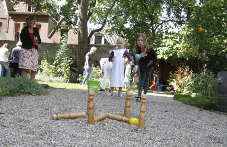 Kinderen doen het huishouden (2)