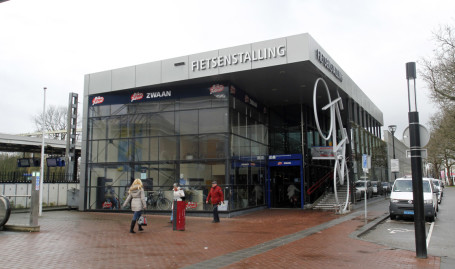 Fietsenwinkel station blijft - DordtCentraal | Gratis huis-aan-huis-krant  voor Dordrecht, Zwijndrecht en Papendrecht.