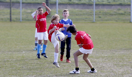 Schoolvoetbal gestart in OMC Visserstuin Dordrecht2