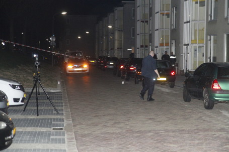 Politie lost schoten , één verdachte aangehouden _MG_9363