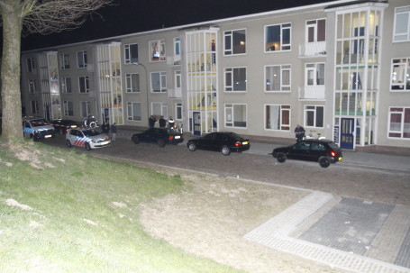 Politie lost schoten , één verdachte aangehouden _MG_9368