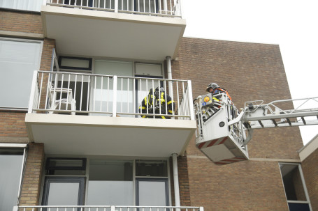 Veel rook en waterschade bij woningbrand