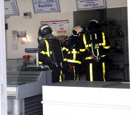 Brand in viswinkel Admiraalsplein (1)