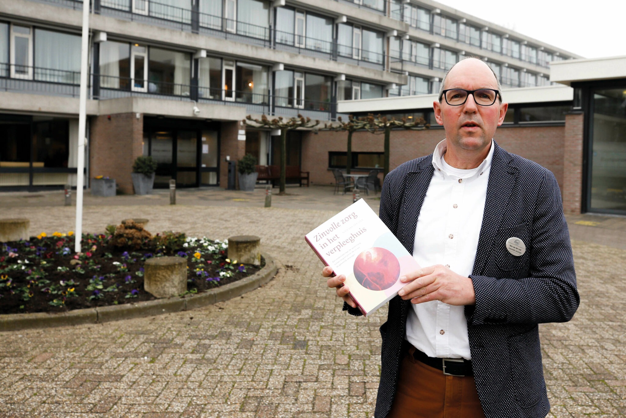 Nico van der Leer ‘Eerst de mens dan de DordtCentraal Gratis huisaanhuiskrant voor Nico van der Leer ‘Eerst de mens dan de DordtCentraal Gratis huisaanhuiskrant voor