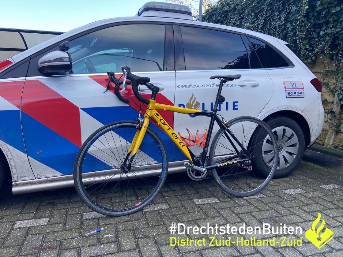 eb Eigenlijk fysiek Wie herkent zijn (gestolen) fiets? - DordtCentraal | Gratis huis-aan-huis-krant  voor Dordrecht, Zwijndrecht en Papendrecht.