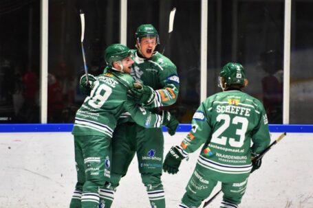 Dordrecht Lions overtuigen met 5-0 zege op Red Eagles