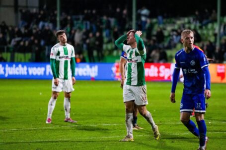 FC Dordrecht kan zich niet herpakken en verliest van Almere City