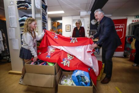 Kledingbank Dordrecht breidt hulp uit met sportkleding en sportspullen